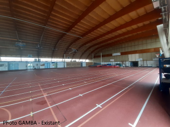 Halle athlétisme gymnase Dijon.jpg